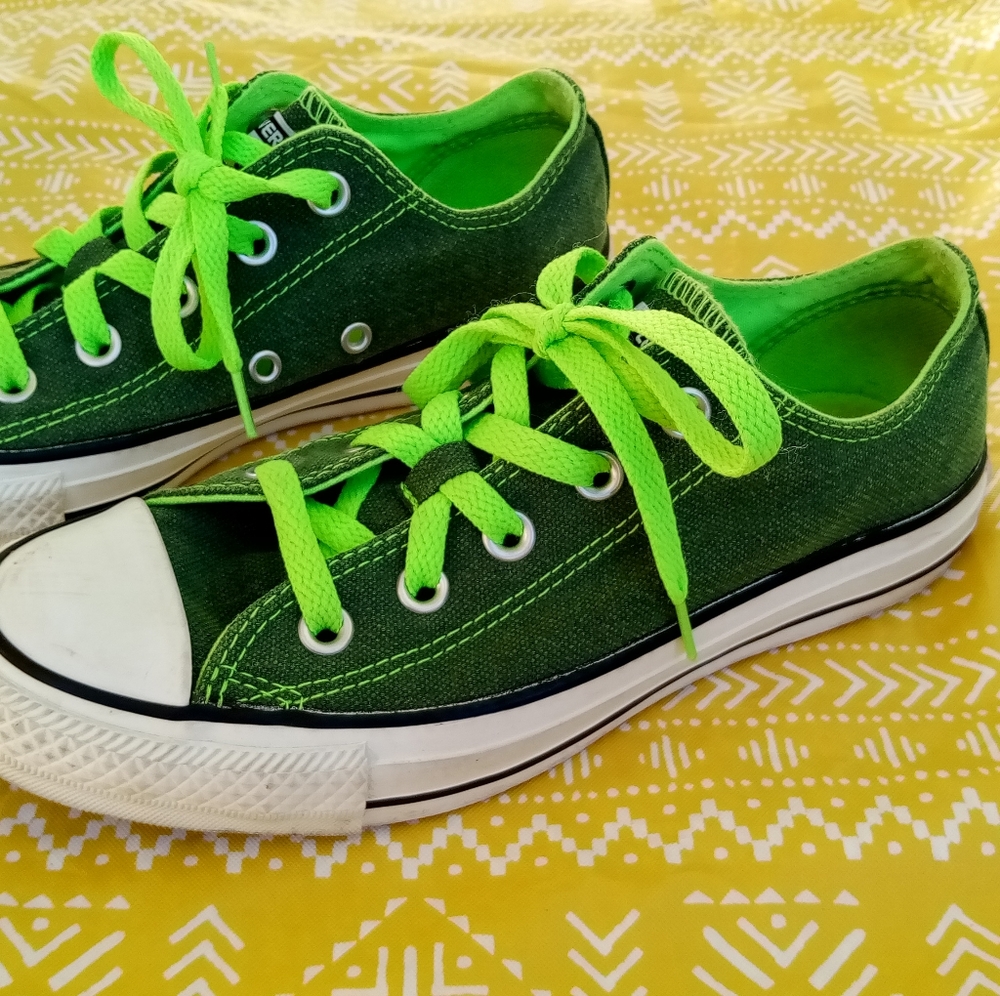 Converse Low-Tops Green Size 6